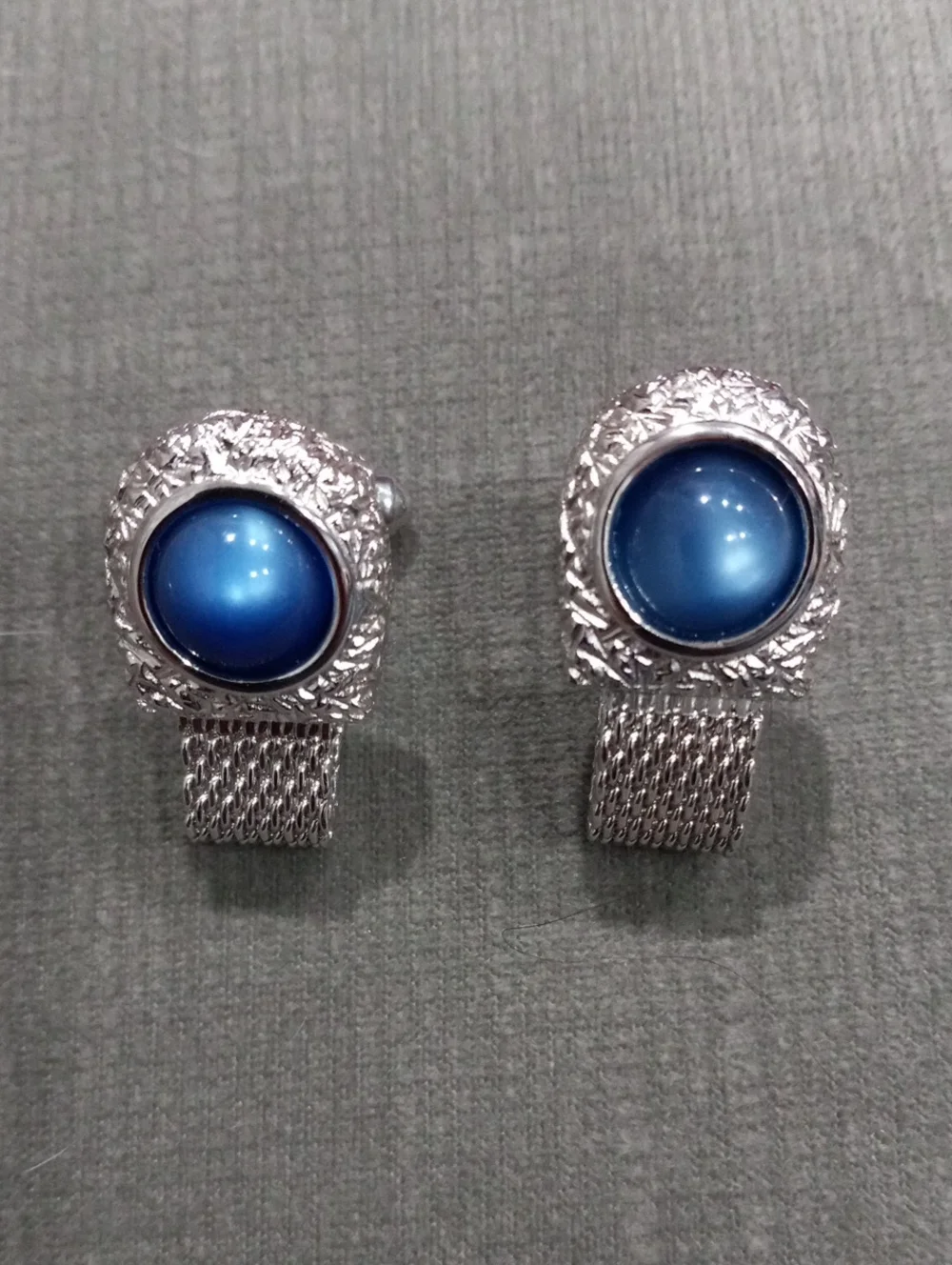 Silver Men’s Textured Clip-On Cufflinks - Silver